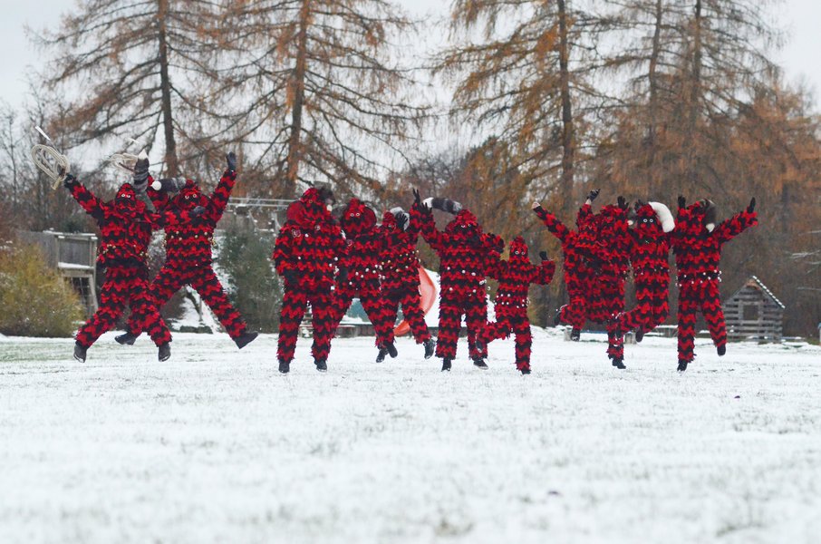 Schon seit 1976 beteiligen sich die Villinger Brigachblätzle am großen Villinger Dienstagsumzug, dem Höhepunkt der närrischen Zeit.